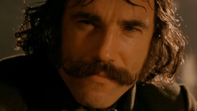 Daniel Day-Lewis as William looking angry