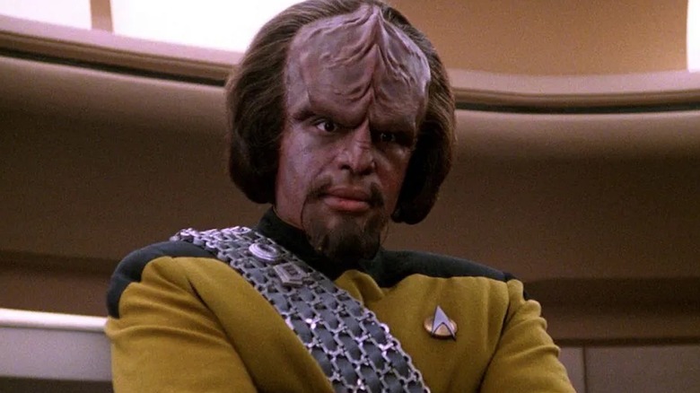 Worf folds his arms on the bridge in 