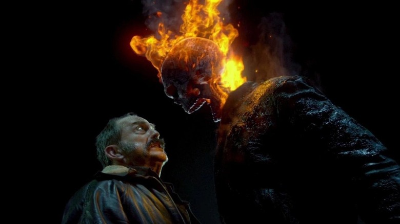 Ghost Rider confronting an evildoer