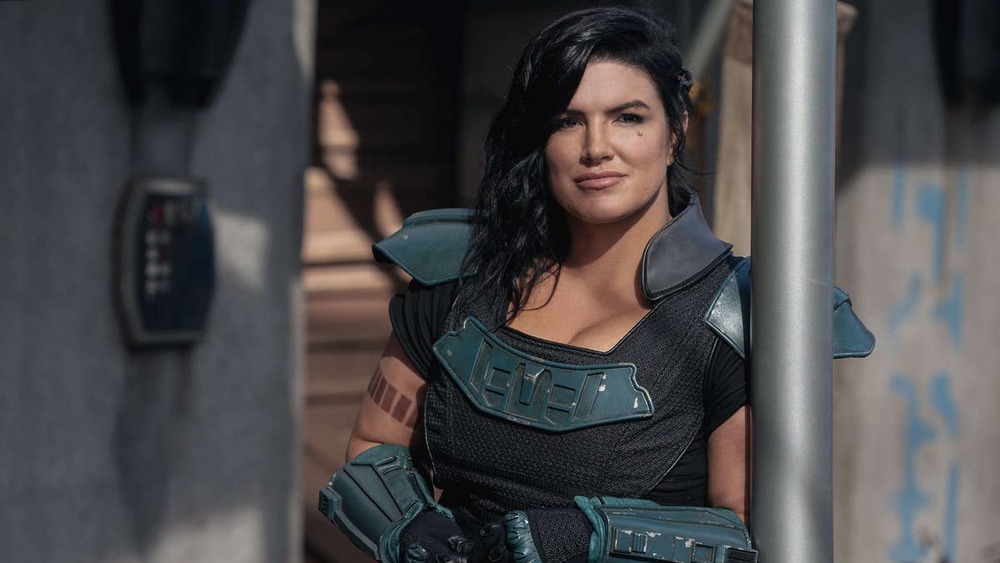 Gina Carano Cara Dune leaning