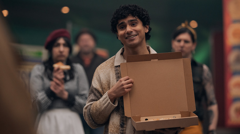 Jesus holds a pizza box in "Good Omens 3"