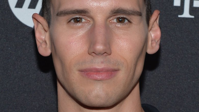 Gotham Actor Cory Michael Smith Cast In Neil Armstrong Biopic First Man