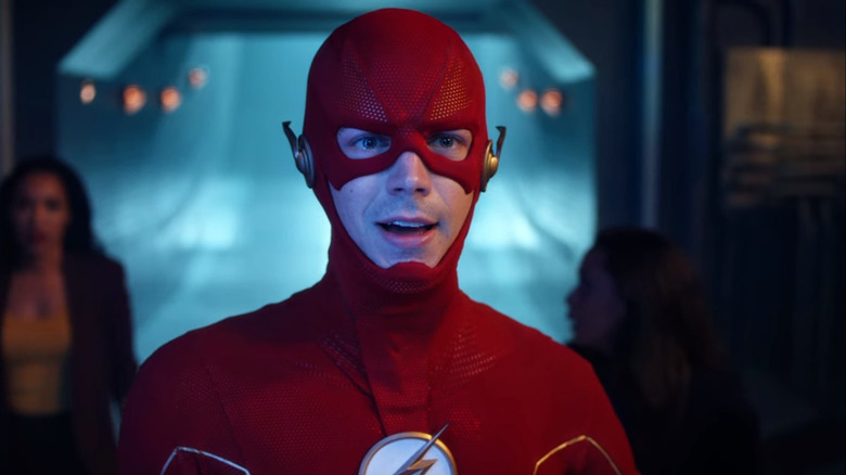 Grant Gustin's Flash & Robert Pattinson's Batman Meet In Fan Video You ...