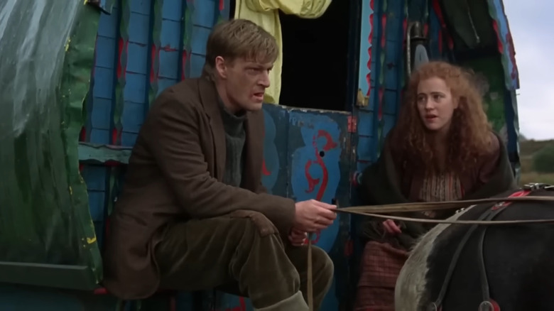 Sean Bean driving wagon