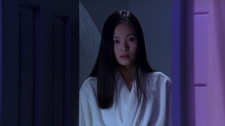 Asami Yamazaki staring
