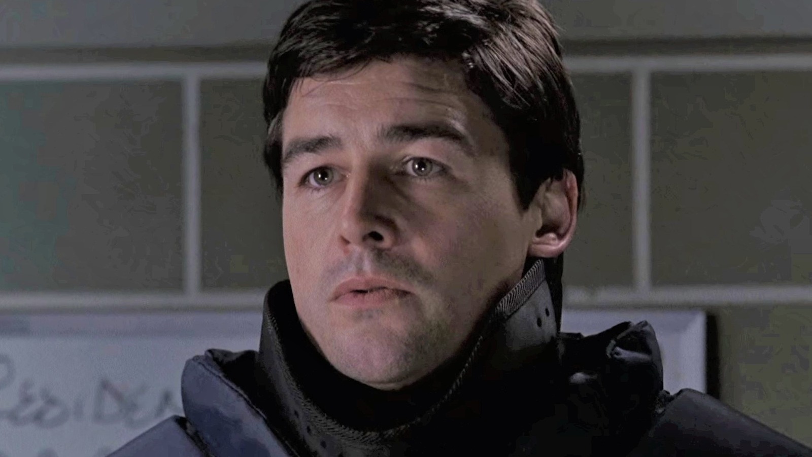 Kyle Chandler Nude