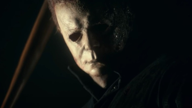 michael myers with baseball bat in halloween kills