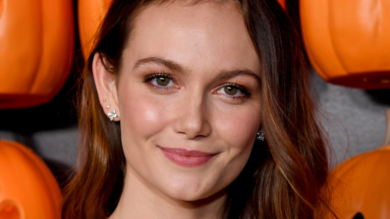 Andi Matichak smiling at Halloween Ends premiere
