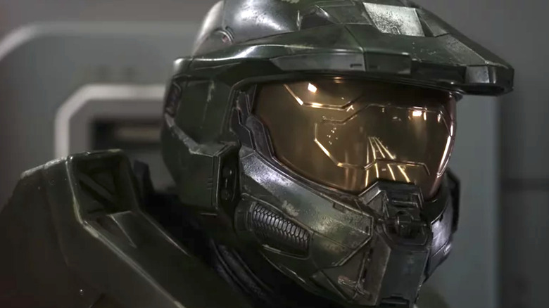 Master Chief in suit in Halo series