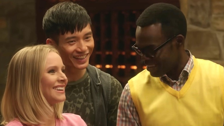 William Jackson Harper making Kristen Bell and Manny Jacinto break on the set of The Good Place