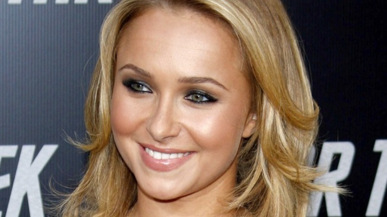 Hayden Panettiere posing for a photo