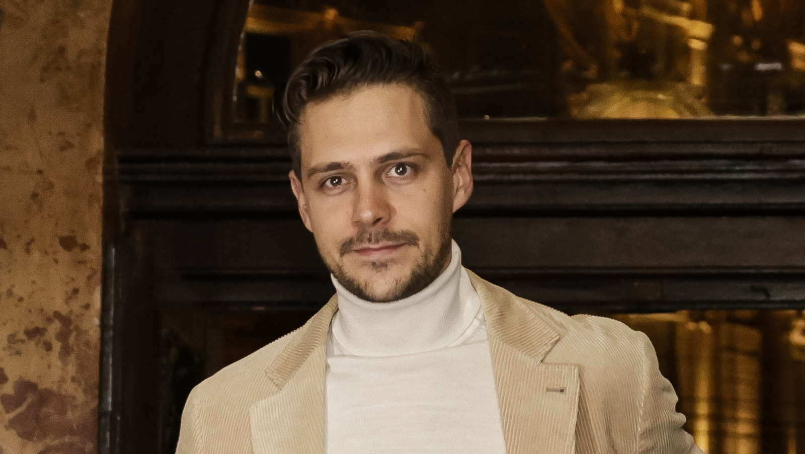 милош бикович. милош бикович. сербский актер милош бикович. сербский актер милош бикович. белый лотос милош быкович.