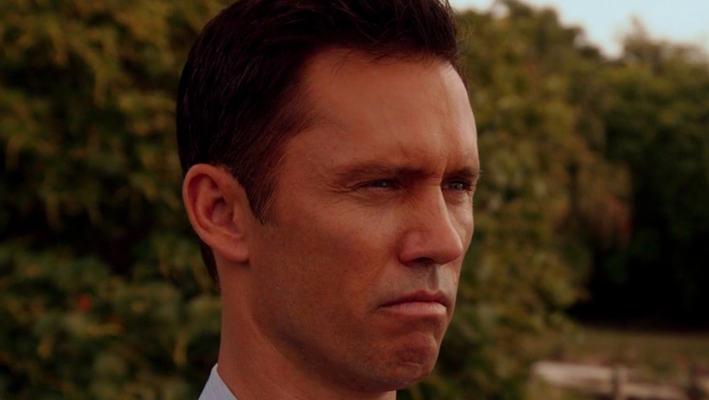 Jeffrey Donovan squinting, Burn Notice