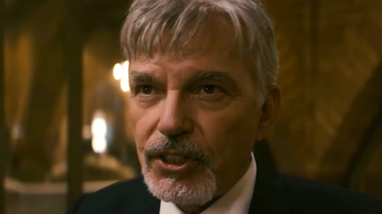 Billy Bob Thornton smirking