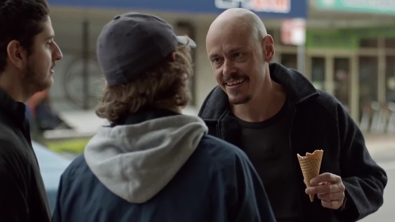 Ray threatening some guys in Mr Inbetween