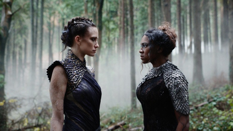 Demons looking at each other in His Dark Materials