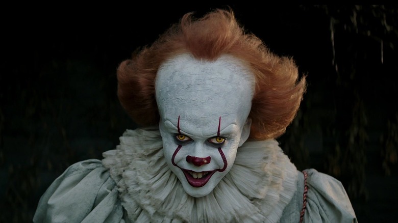 Pennywise grinning