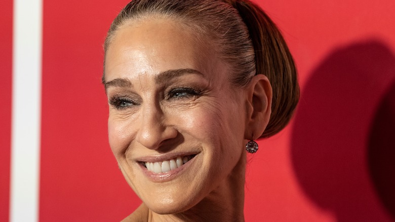 Sarah Jessica Parker smiling