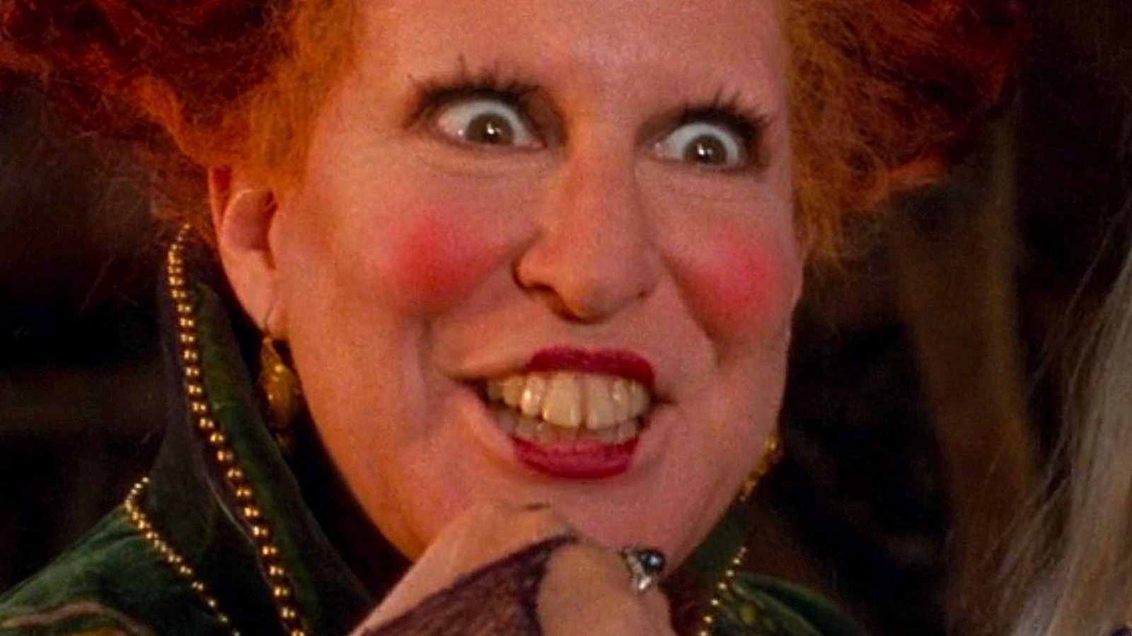 https://www.looper.com/img/gallery/hocus-pocus-2-will-feature-a-fan-favorite-ted-lasso-star/l-intro-1656435749.jpg