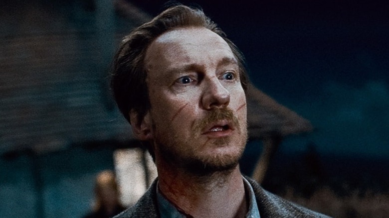 Remus Lupin pointing wand