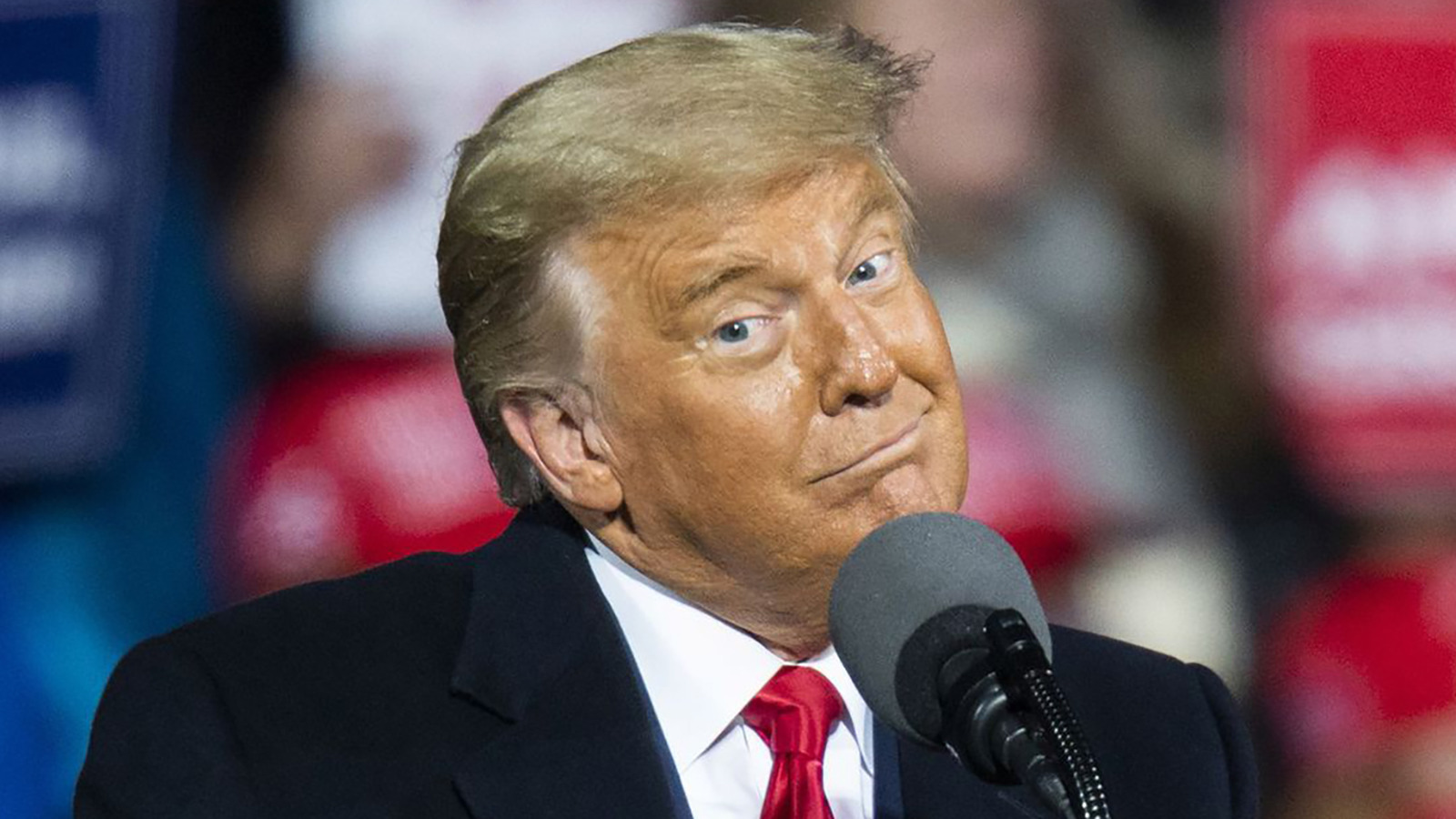 Home Alone 2 Director Reveals Bizarre Truth About Trump Cameo Home Alone 2 Director Reveals Bizarre Truth About Trump Cameo