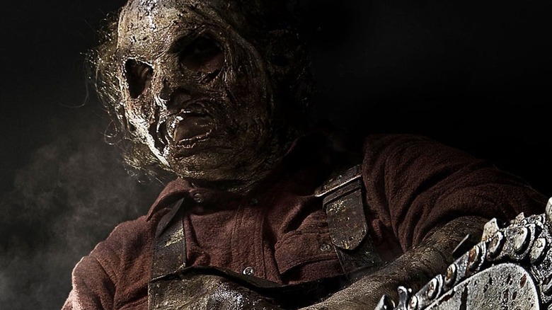 Leatherface holding chainsaw
