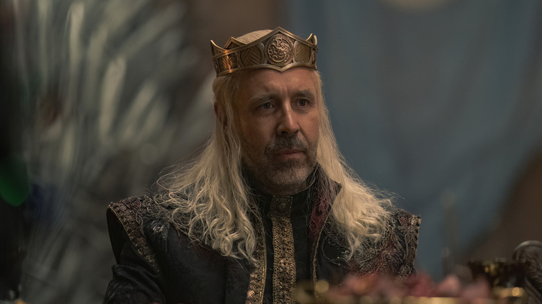 King Viserys I crown intense look