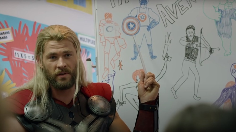 Thor explaining the MCU in Team Thor