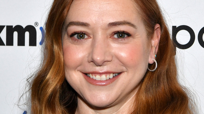 Alyson Hannigan smiling 