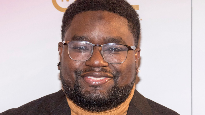 Lil Rel Howery glasses