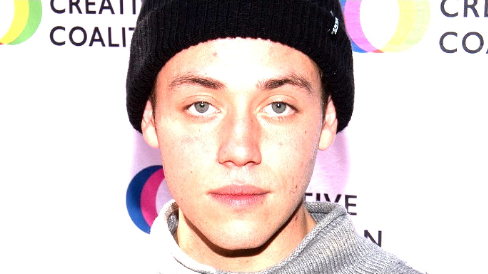 How Much Ethan Cutkosky From Shameless Is Really Worth
