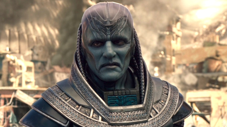 Oscar Isaac in Apocalypse costume