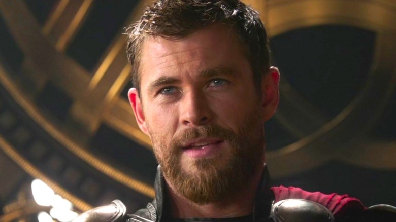Thor with a beard and short hair in Thor: Ragnarok