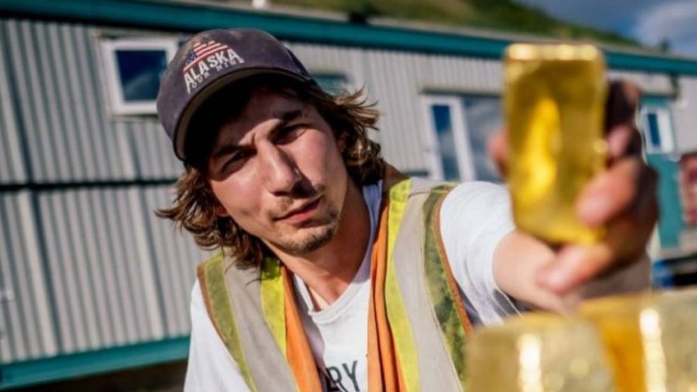 Parker Schnabel counts his gold on Discovery's Gold Rush