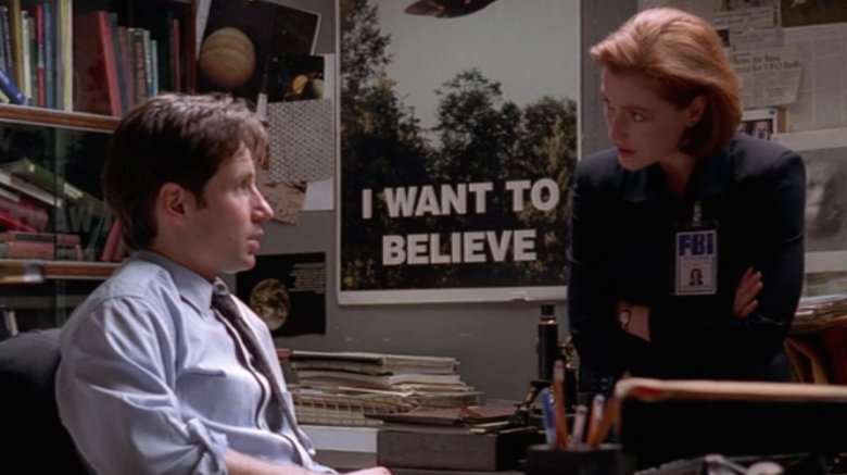 David Duchovny and Gillian Anderson in The X-Files