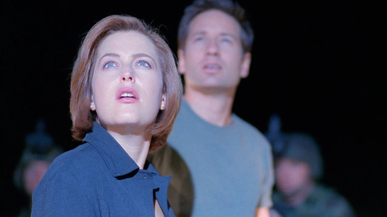 David Duchovny and Gillian Anderson in The X-Files