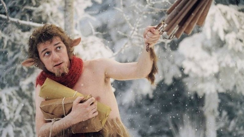 Mr. Tumnus in the snow in "The Lion, the Witch and the Wardrobe" (2005)