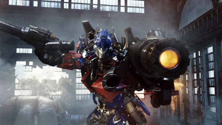 Optimus Prime aims his weapon in "Transformers: Revenge of the Fallen" (2009)