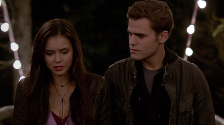 Nina Dobrev talking to Paul Wesley in The Vampire Diaries 