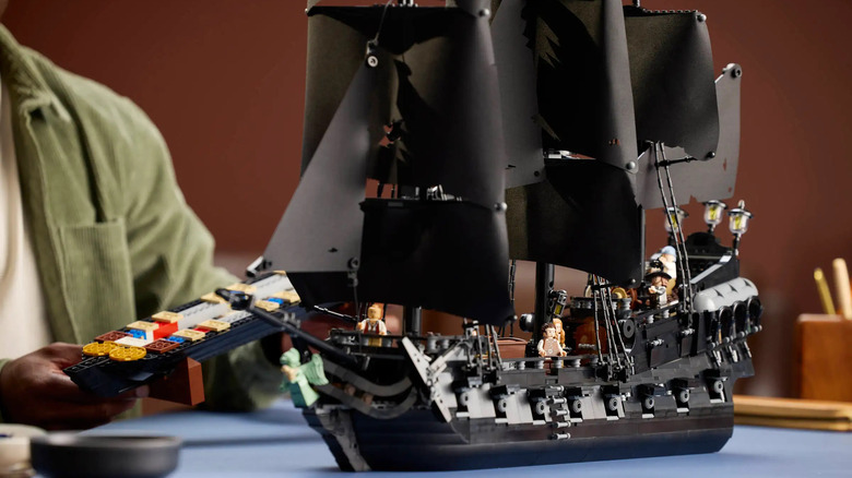 LEGO's Captain Jack Sparrow's Pirate Ship