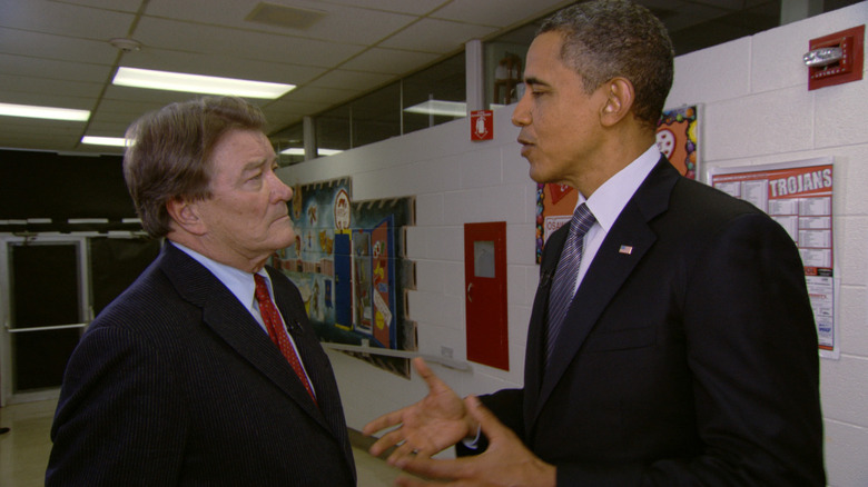 Steve Kroft talking with Barack Obama