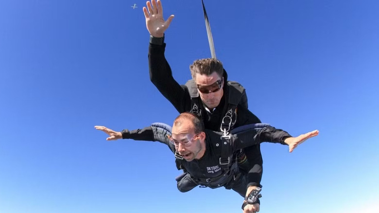 Murr Skydiving in "Impractical Jokers"