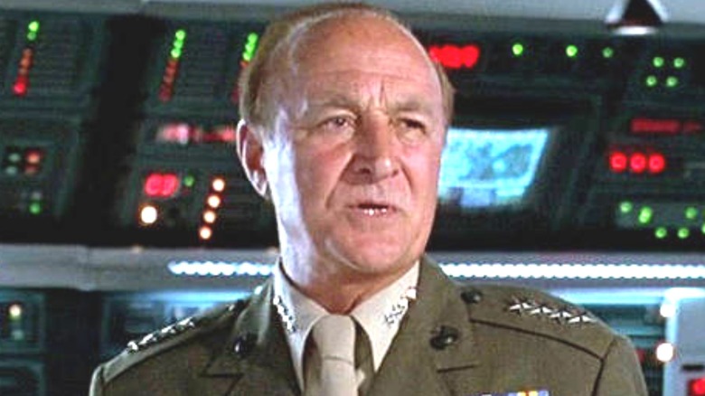 Robert Loggia wearing army uniform in Independence Day