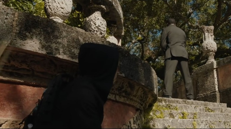 Tony assaults mansion