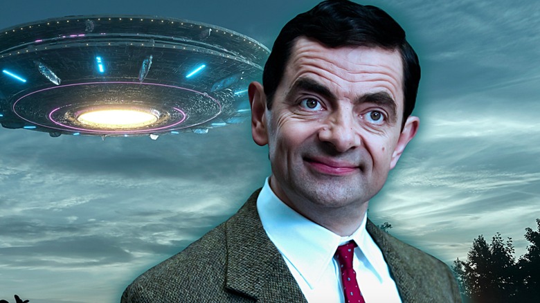 Mr. Bean in front of UFO