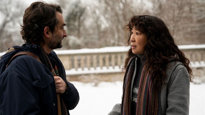 Ji-Yoon and Bill talk outside in Netflix's The Chair 