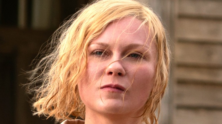 Kirsten Dunst with messy hair