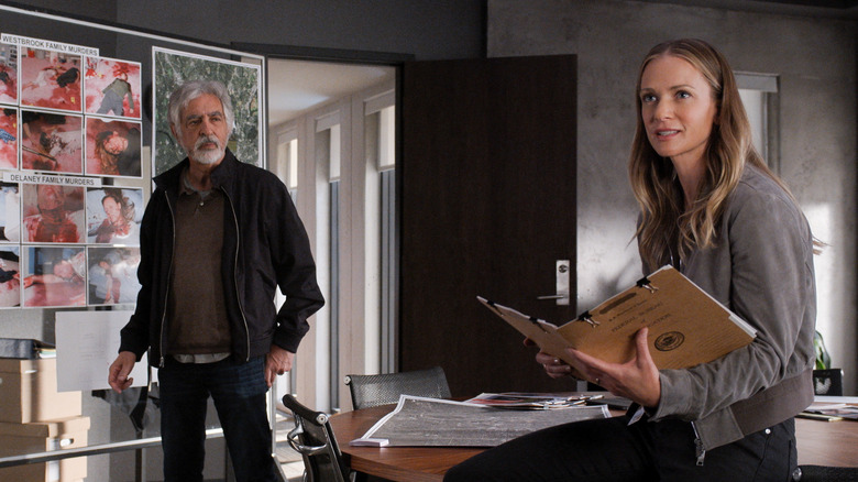 Dave Rossi and Jennifer "JJ" Jareau working