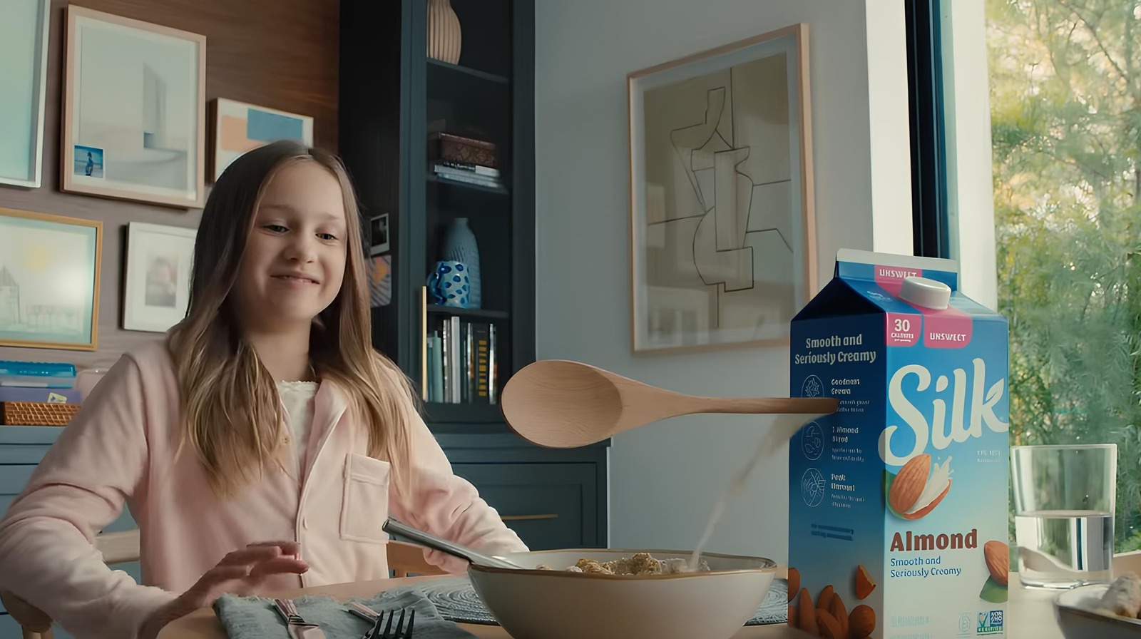 Is That Really Jeremy Renner's Daughter In The Silk Commercial?