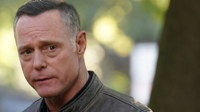 Jason Beghe looking to the side
